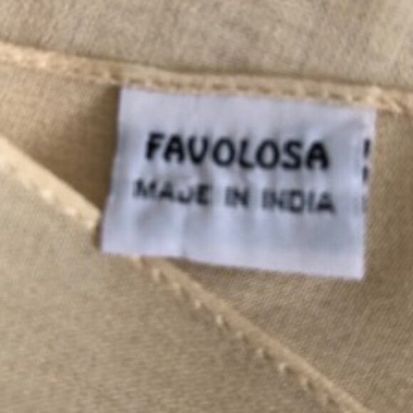 FAVOLOSA Vintage Designer 100% Rayon Scarf w Graphics Cream Grn Brn Gold Sz OS - Picture 4 of 4